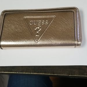 Guess? Wallet